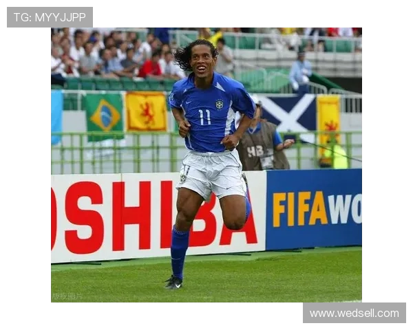 初代足球球星排名前十名解析及其历史影响力盘点